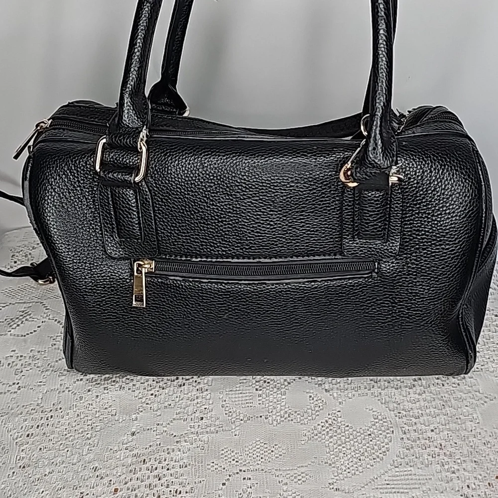 Ted Lapidus Paris leather black shoulder bag handbag includes coin purse